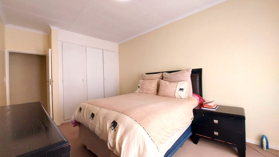 4 Bedroom Property for Sale in Melodie North West